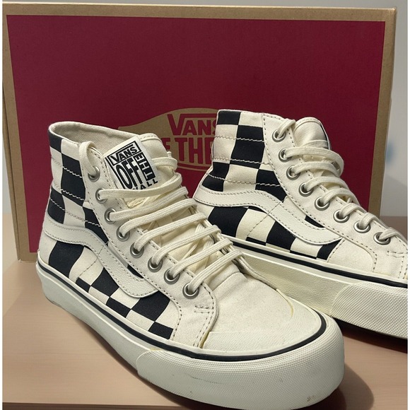 Vans Other - Vans SK8 HI 138 Decon Sneakers Shoes Mega Check Black White Men Sz 5 Wo's Sz 6.5
